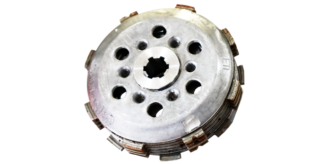 CENTRO DE CLUTCH COMPLETO BAJAJ DISCOVER 125 (6 PATAS)